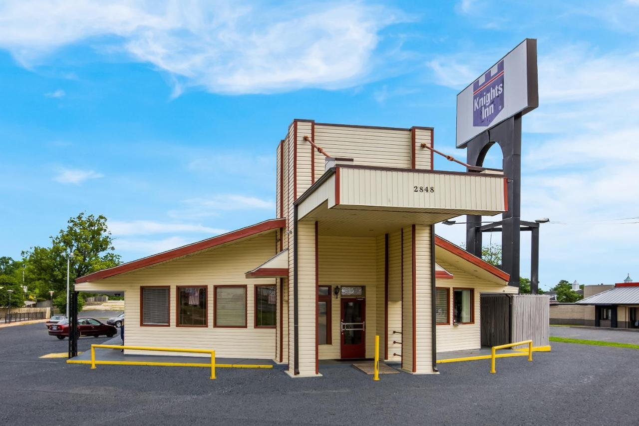 Knights Inn Fayetteville - Fort Bragg Ngoại thất bức ảnh